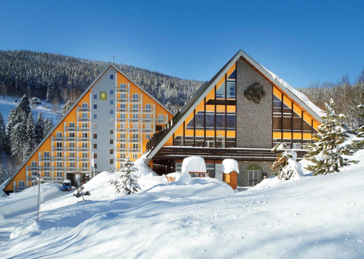 Pinia Hotel & Resort Špindlerŭv Mlýn Екстериор снимка