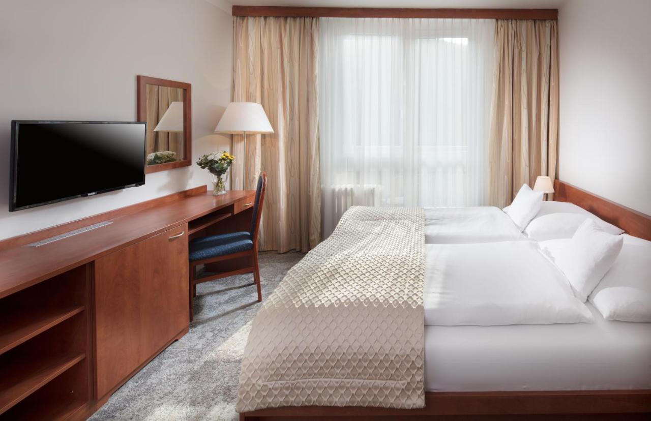 Pinia Hotel & Resort Špindlerŭv Mlýn Екстериор снимка