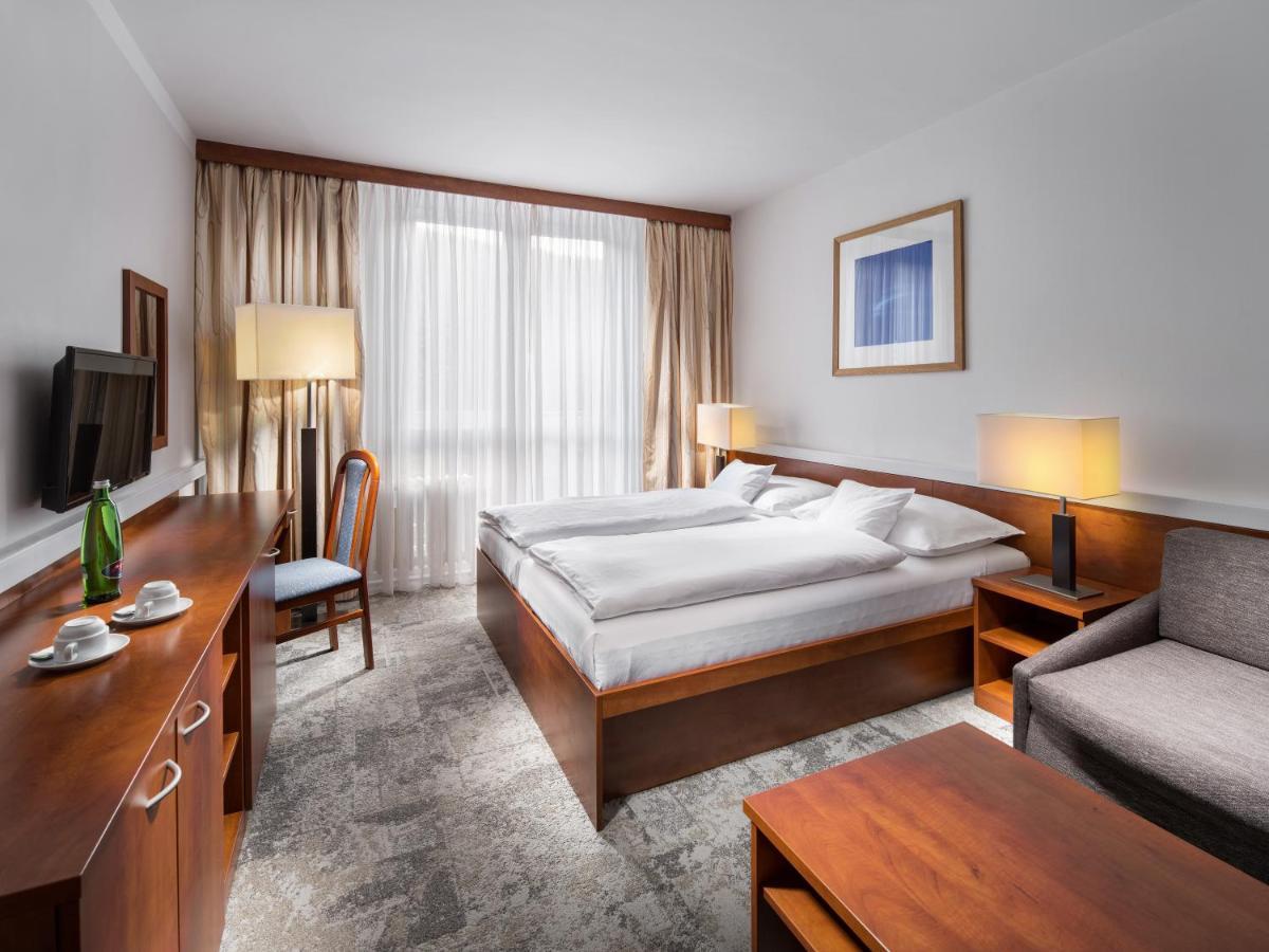 Pinia Hotel & Resort Špindlerŭv Mlýn Екстериор снимка
