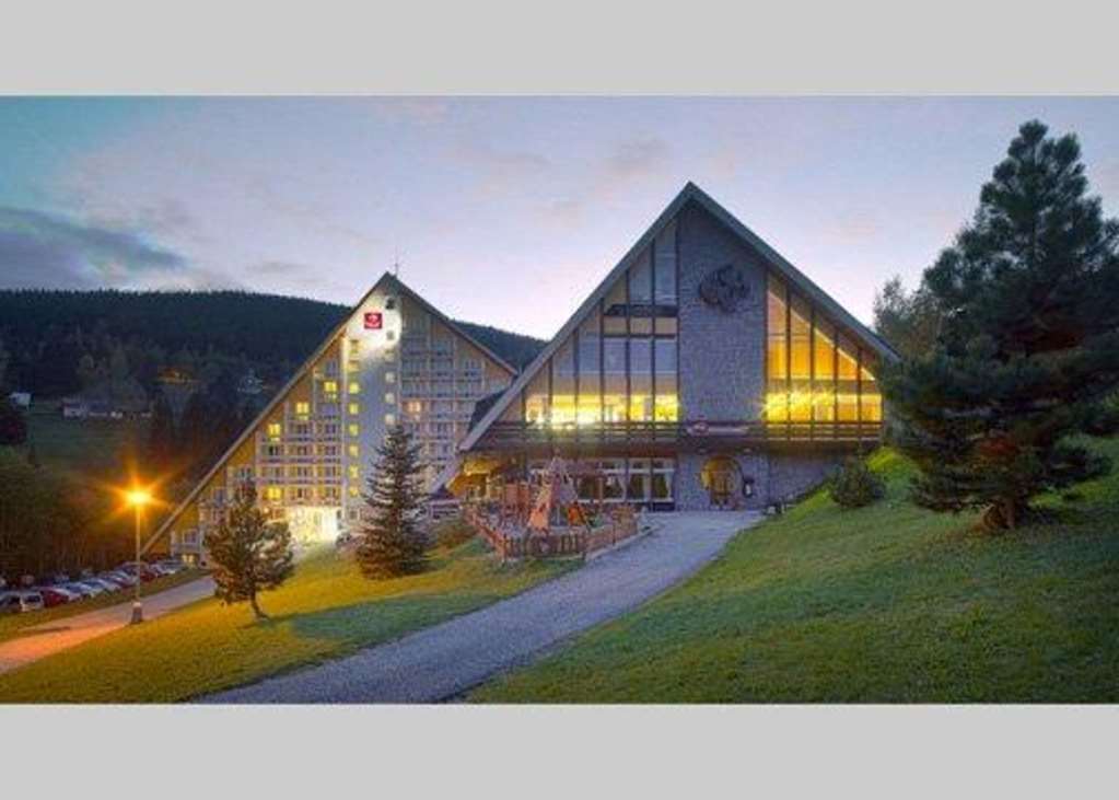 Pinia Hotel & Resort Špindlerŭv Mlýn Екстериор снимка