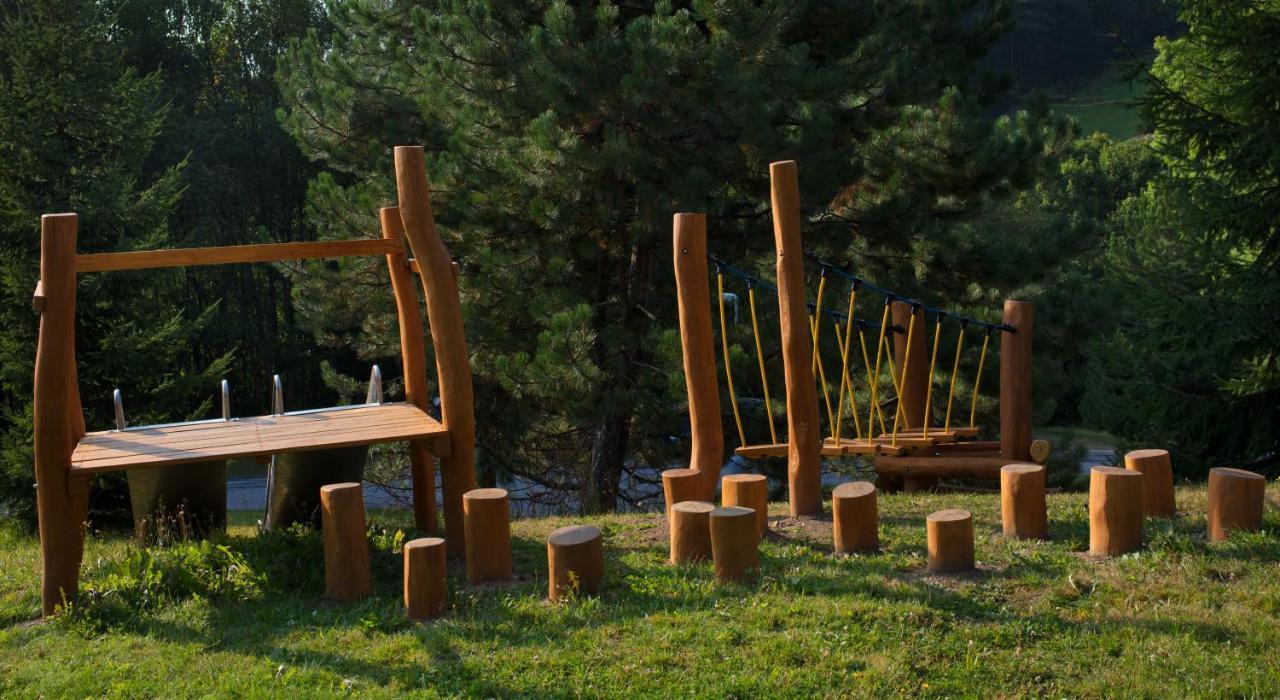Pinia Hotel & Resort Špindlerŭv Mlýn Екстериор снимка