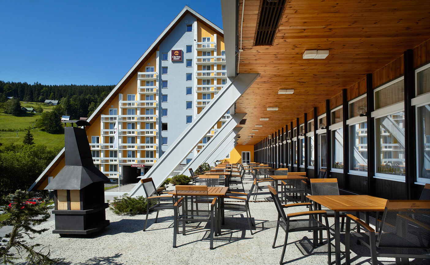 Pinia Hotel & Resort Špindlerŭv Mlýn Екстериор снимка