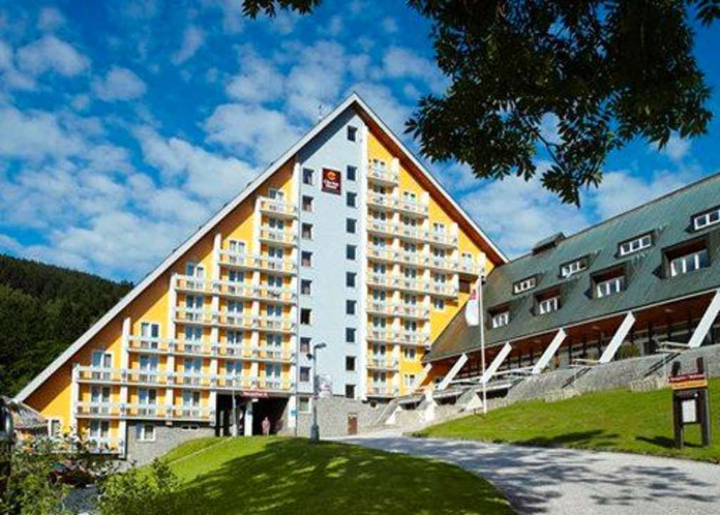 Pinia Hotel & Resort Špindlerŭv Mlýn Екстериор снимка